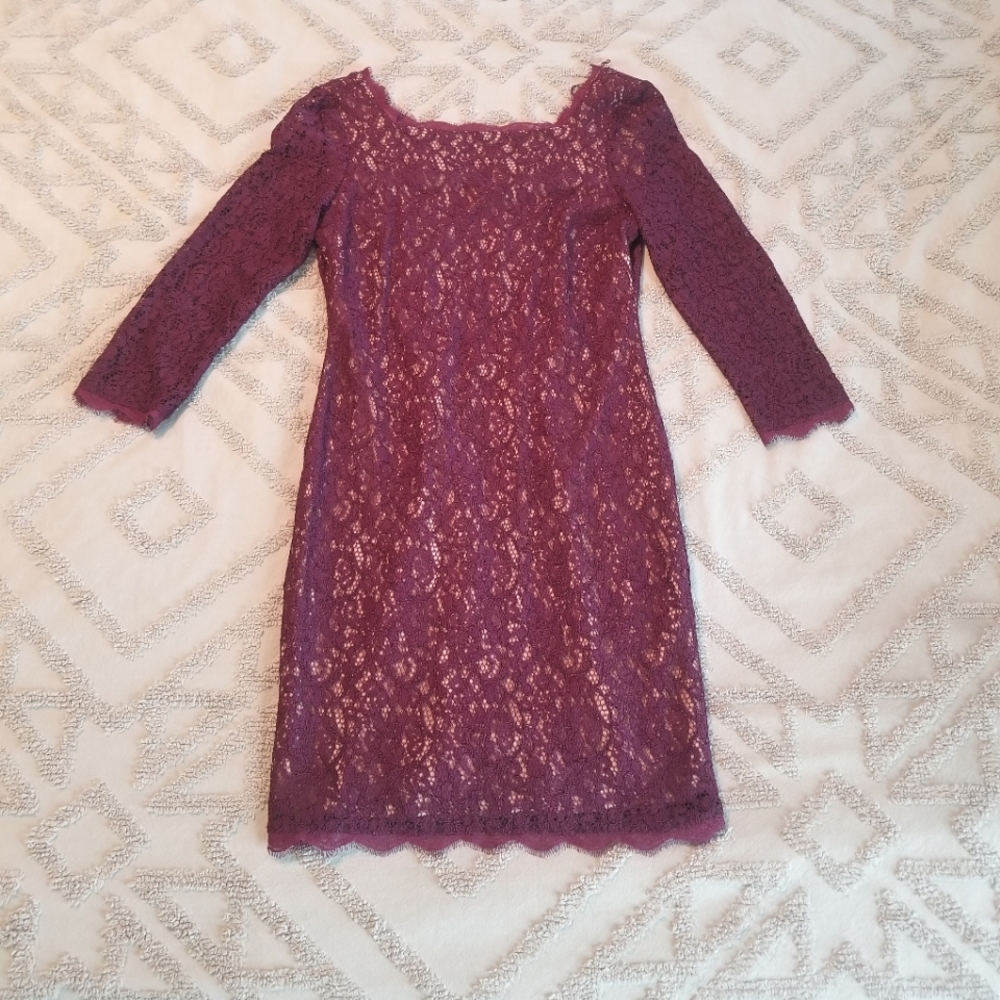 Adrianna Papell Purple Lace Formal dress